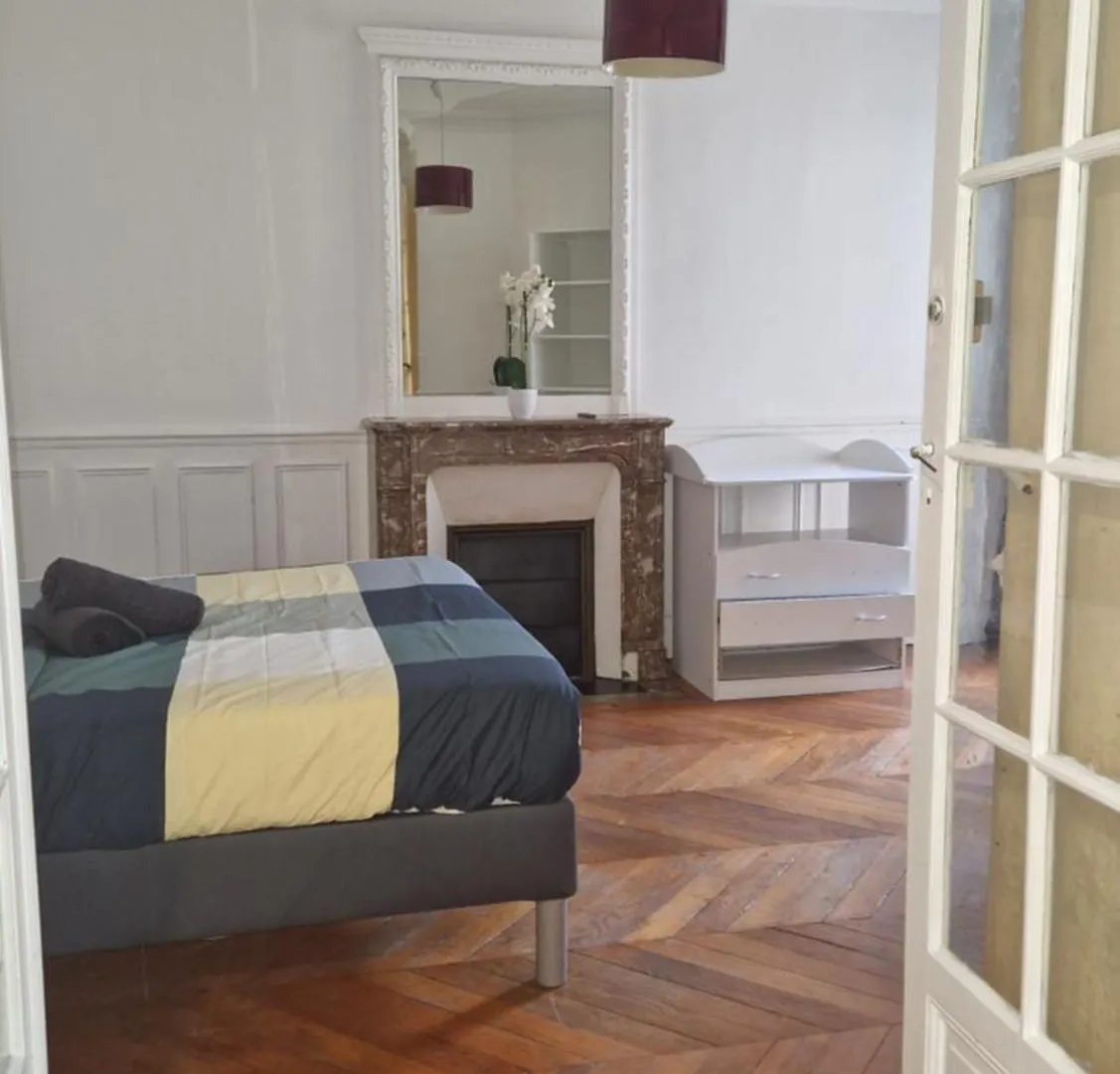 Paris Cosy House Tour Eiffel Apartment